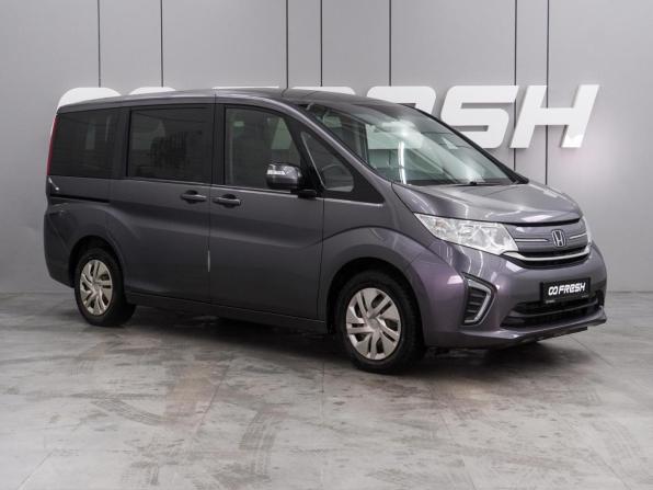 Honda Stepwgn V с пробегом 2017 года, цена 1 824 000 рублей, 242487 км, минивэн, Автокод Объявления