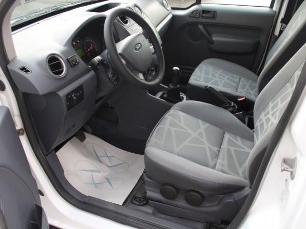 Ford Transit Connect I Рестайлинг с пробегом 2010 года, цена 625 000 рублей, 291364 км, фургон, Автокод Объявления