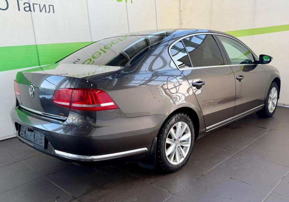 Volkswagen Passat B7 Нижний Тагил  - изображение 4