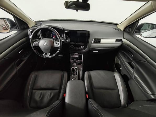 Mitsubishi Outlander III Рестайлинг 2 с пробегом 2015 года, цена 1 755 000 рублей, 77202 км, внедорожник, Автокод Объявления