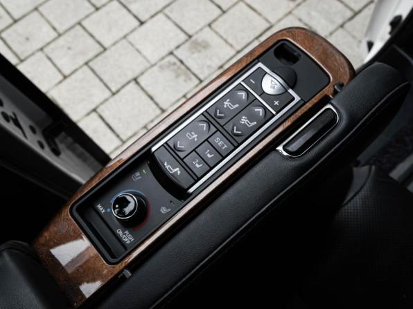 Toyota Alphard III с пробегом 2017 года, цена 4 462 500 рублей, 78161 км, минивэн, Автокод Объявления