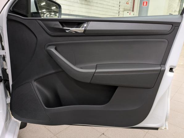 Skoda Rapid II с пробегом 2022 года, цена 1 450 000 рублей, 133576 км, лифтбек, Автокод Объявления