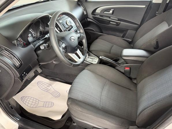 Kia Ceed I Рестайлинг с пробегом 2012 года, цена 880 000 рублей, 189160 км, хэтчбек, Автокод Объявления
