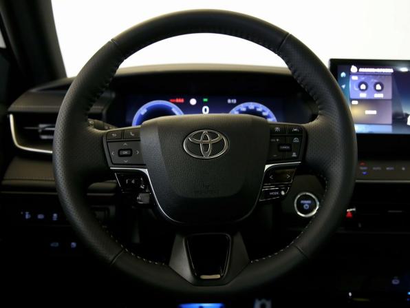 Toyota Camry IX (XV80) China Market с пробегом 2025 года, цена 4 690 000 рублей, 56 км, седан, Автокод Объявления