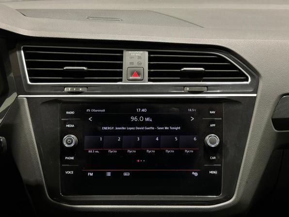 Volkswagen Tiguan II с пробегом 2019 года, цена 2 880 000 рублей, 55040 км, внедорожник, Автокод Объявления