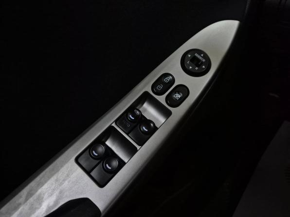 Hyundai Solaris I Рестайлинг с пробегом 2016 года, цена 1 020 000 рублей, 122100 км, седан, Автокод Объявления
