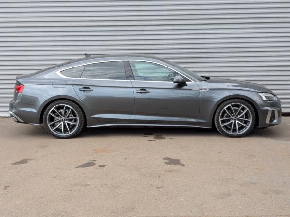 Audi A5 II (F5) Рестайлинг с пробегом 2022 года, цена 5 300 000 рублей, 12121 км, лифтбек, Автокод Объявления