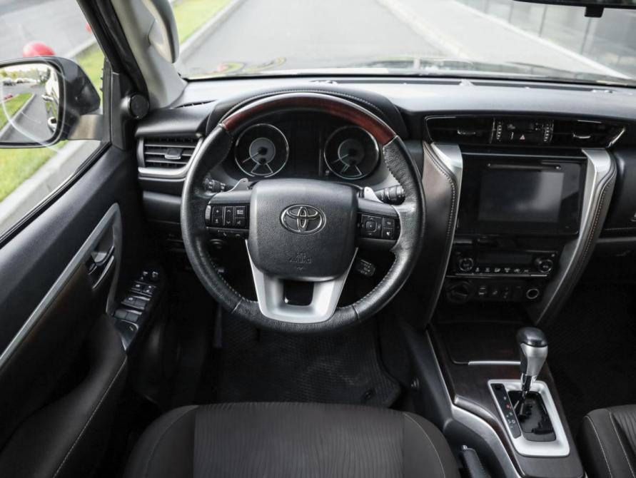 Toyota Fortuner II Санкт-Петербург  - изображение 13