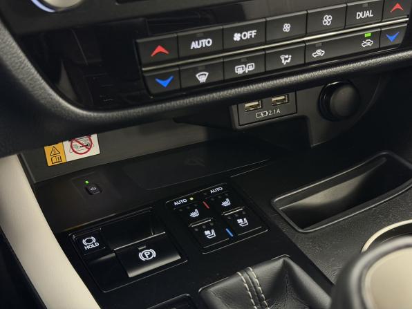 Lexus RX IV Рестайлинг с пробегом 2022 года, цена 6 250 000 рублей, 26673 км, внедорожник, Автокод Объявления