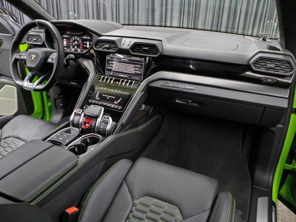 Lamborghini Urus I Рестайлинг с пробегом 2023 года, цена 29 998 000 рублей, 44063 км, внедорожник, Автокод Объявления