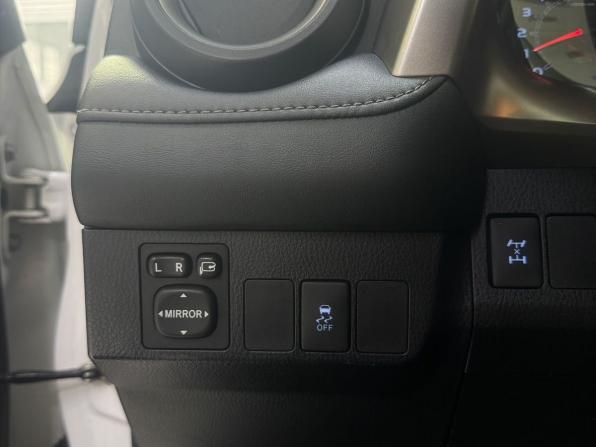 Toyota RAV4 IV (XA40) с пробегом 2014 года, цена 1 710 000 рублей, 184200 км, внедорожник, Автокод Объявления