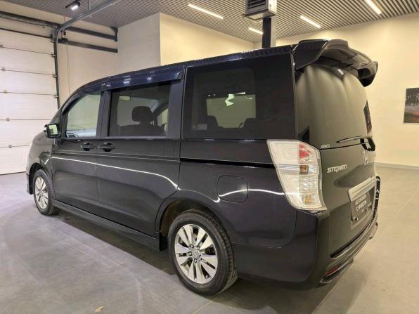 Honda Stepwgn IV с пробегом 2011 года, цена 1 595 000 рублей, 212856 км, минивэн, Автокод Объявления
