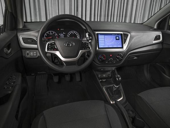 Hyundai Solaris II с пробегом 2019 года, цена 1 248 000 рублей, 142407 км, седан, Автокод Объявления
