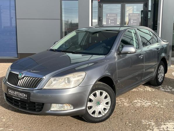 Skoda Octavia II (A5) Рестайлинг с пробегом 2013 года, цена 820 000 рублей, 228000 км, лифтбек, Автокод Объявления