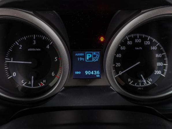Toyota Land Cruiser Prado 150 Series Рестайлинг 1 с пробегом 2015 года, цена 3 699 000 рублей, 90436 км, внедорожник, Автокод Объявления