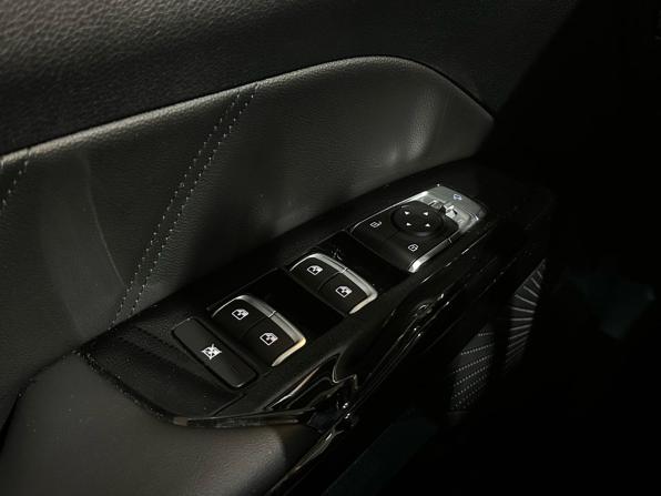 Kia K5 III с пробегом 2024 года, цена 3 649 990 рублей, 34910 км, седан, Автокод Объявления