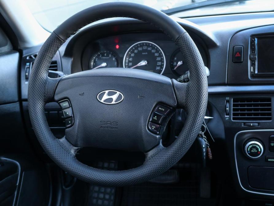 Hyundai Sonata V (NF) Москва  - изображение 16
