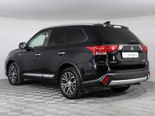 Mitsubishi Outlander III Рестайлинг 3 с пробегом 2018 года, цена 1 900 000 рублей, 173892 км, внедорожник, Автокод Объявления