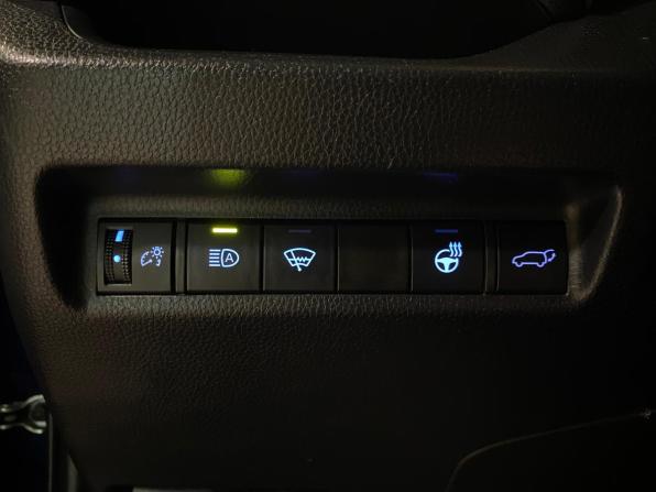 Toyota RAV4 V (XA50) с пробегом 2021 года, цена 3 100 000 рублей, 113746 км, внедорожник, Автокод Объявления