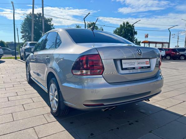 Volkswagen Polo V Рестайлинг с пробегом 2018 года, цена 1 356 600 рублей, 151289 км, седан, Автокод Объявления