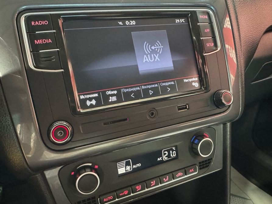 Volkswagen Polo V Рестайлинг Новочеркасск  - изображение 17