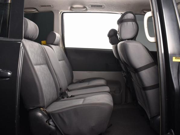 Toyota Noah I (R60) с пробегом 2002 года, цена 829 995 рублей, 300956 км, минивэн, Автокод Объявления