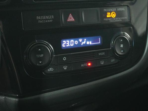 Mitsubishi Outlander III с пробегом 2012 года, цена 1 275 000 рублей, 157805 км, внедорожник, Автокод Объявления