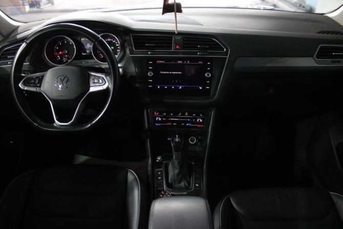 Volkswagen Tiguan II Рестайлинг с пробегом 2021 года, цена 2 720 000 рублей, 160000 км, внедорожник, Автокод Объявления