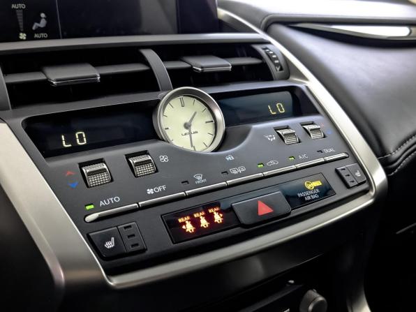 Lexus NX I Рестайлинг с пробегом 2020 года, цена 3 290 000 рублей, 135995 км, внедорожник, Автокод Объявления