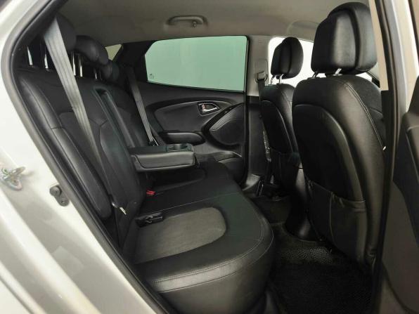 Hyundai ix35 I Рестайлинг с пробегом 2015 года, цена 1 165 000 рублей, 204340 км, внедорожник, Автокод Объявления