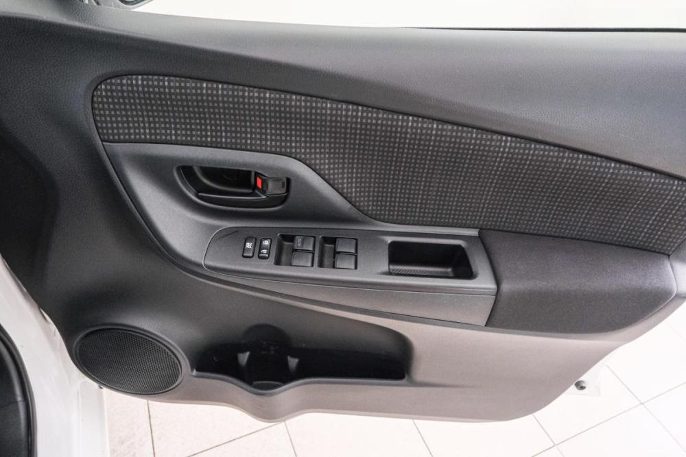 Toyota Vitz III (XP130) Рестайлинг 2 Красноярск  - изображение 19