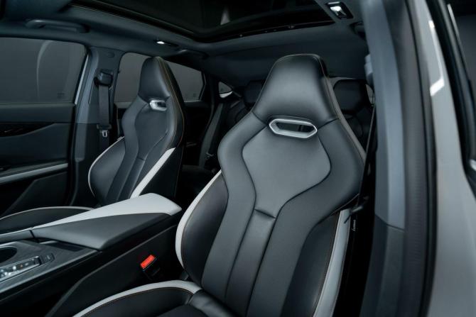 Новый Changan UNI-V I 2024 года, цена 3 259 900 рублей, лифтбек, Автокод Объявления
