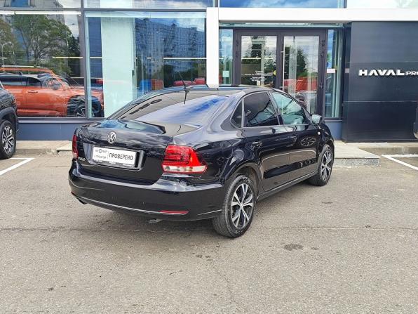 Volkswagen Polo V Рестайлинг с пробегом 2018 года, цена 1 199 000 рублей, 131805 км, седан, Автокод Объявления