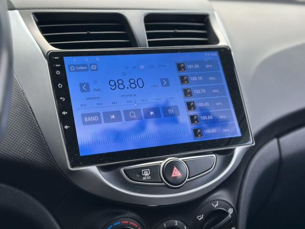 Hyundai Solaris I с пробегом 2013 года, цена 740 000 рублей, 131419 км, седан, Автокод Объявления