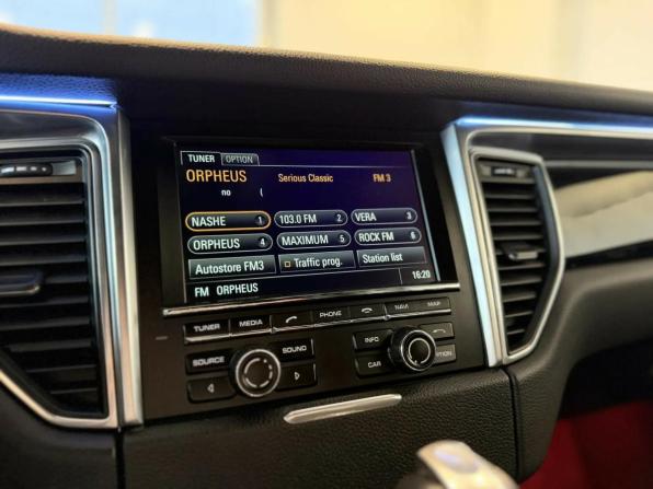 Porsche Macan I с пробегом 2015 года, цена 3 290 000 рублей, 167599 км, внедорожник, Автокод Объявления