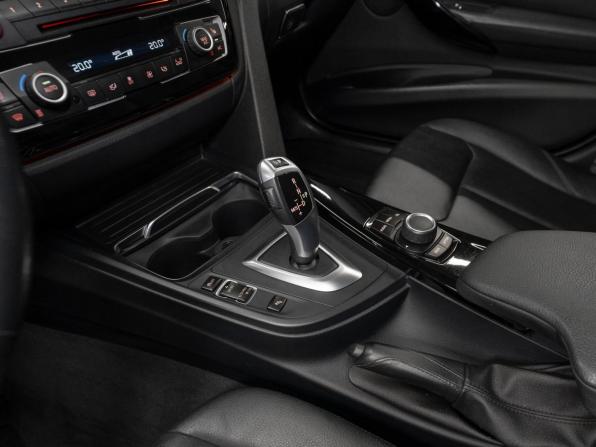 BMW 3 серии VI (F3x) Рестайлинг с пробегом 2017 года, цена 1 980 000 рублей, 148296 км, седан, Автокод Объявления