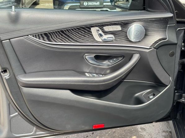Mercedes-Benz E-Класс V (W213 S213 C238) с пробегом 2018 года, цена 4 330 000 рублей, 111826 км, седан, Автокод Объявления