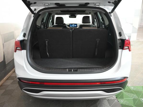 Hyundai Santa Fe IV Рестайлинг с пробегом 2021 года, цена 3 900 000 рублей, 101662 км, внедорожник, Автокод Объявления