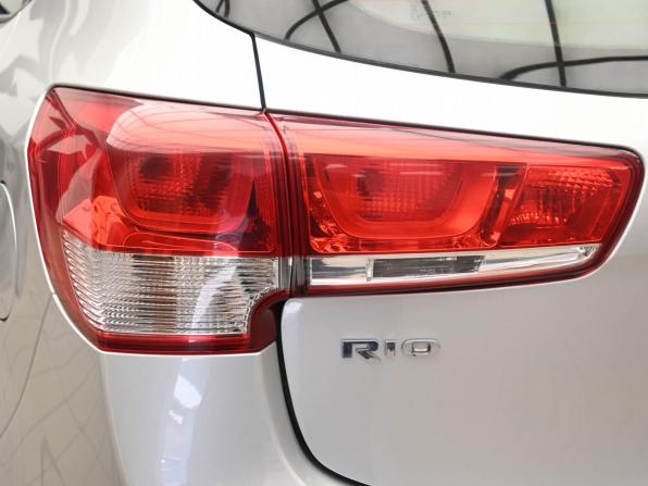 Kia Rio III Рестайлинг с пробегом 2016 года, цена 1 199 000 рублей, 94279 км, хэтчбек, Автокод Объявления