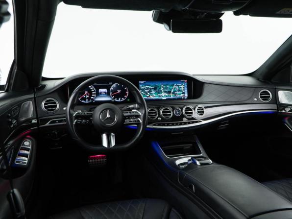Mercedes-Benz Maybach S-Класс I (X222) Рестайлинг с пробегом 2019 года, цена 4 496 900 рублей, 112766 км, седан, Автокод Объявления