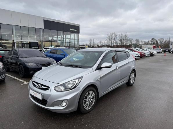 Hyundai Solaris I с пробегом 2012 года, цена 750 000 рублей, 73611 км, хэтчбек, Автокод Объявления