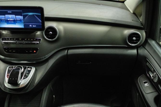 Mercedes-Benz V-Класс III (W447) с пробегом 2015 года, цена 4 099 000 рублей, 212680 км, минивэн, Автокод Объявления