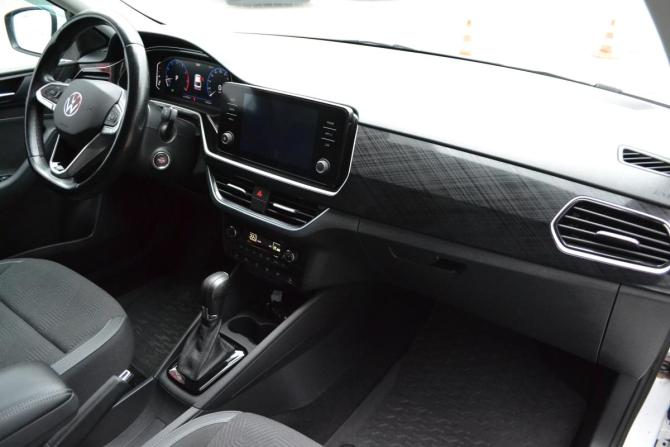 Volkswagen Polo VI с пробегом 2021 года, цена 1 700 000 рублей, 134700 км, лифтбек, Автокод Объявления