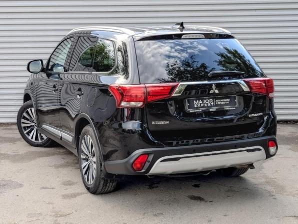 Mitsubishi Outlander III Рестайлинг 3 с пробегом 2020 года, цена 2 190 000 рублей, 104905 км, внедорожник, Автокод Объявления