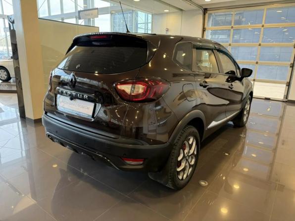 Renault Kaptur I с пробегом 2016 года, цена 939 000 рублей, 272787 км, внедорожник, Автокод Объявления