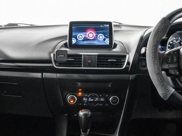 Mazda Axela III с пробегом 2014 года, цена 1 200 000 рублей, 132923 км, хэтчбек, Автокод Объявления