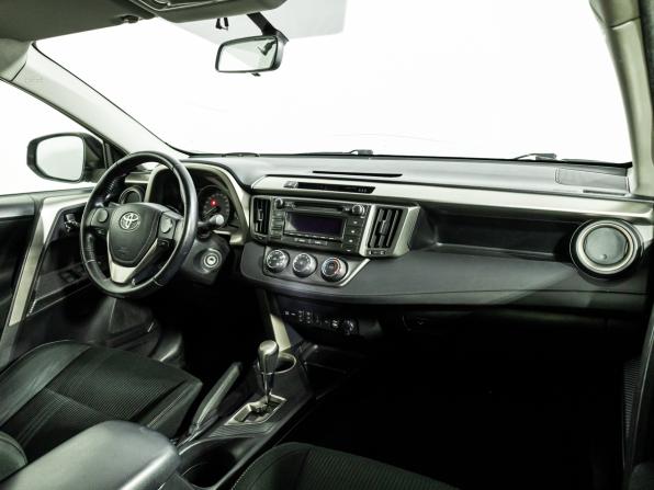 Toyota RAV4 IV (XA40) с пробегом 2015 года, цена 1 799 585 рублей, 230722 км, внедорожник, Автокод Объявления