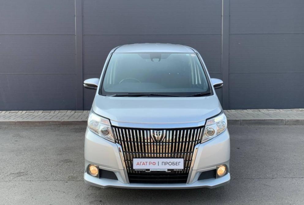 Toyota Esquire I Красноярск  - изображение 5