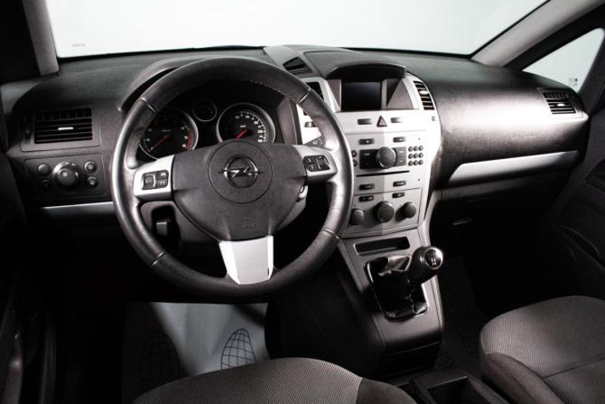 Opel Zafira OPC B с пробегом 2012 года, цена 729 000 рублей, 146847 км, компактвэн, Автокод Объявления