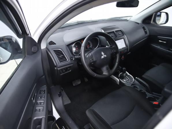 Mitsubishi ASX I с пробегом 2012 года, цена 720 000 рублей, 296509 км, внедорожник, Автокод Объявления